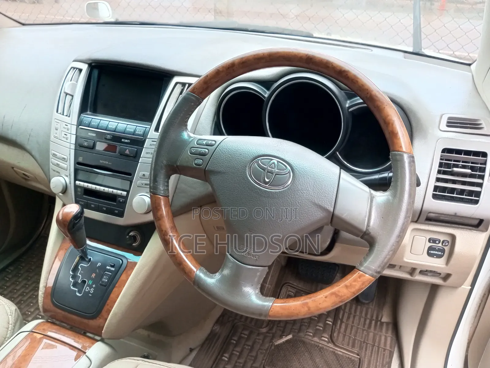 Toyota Harrier 2007 White