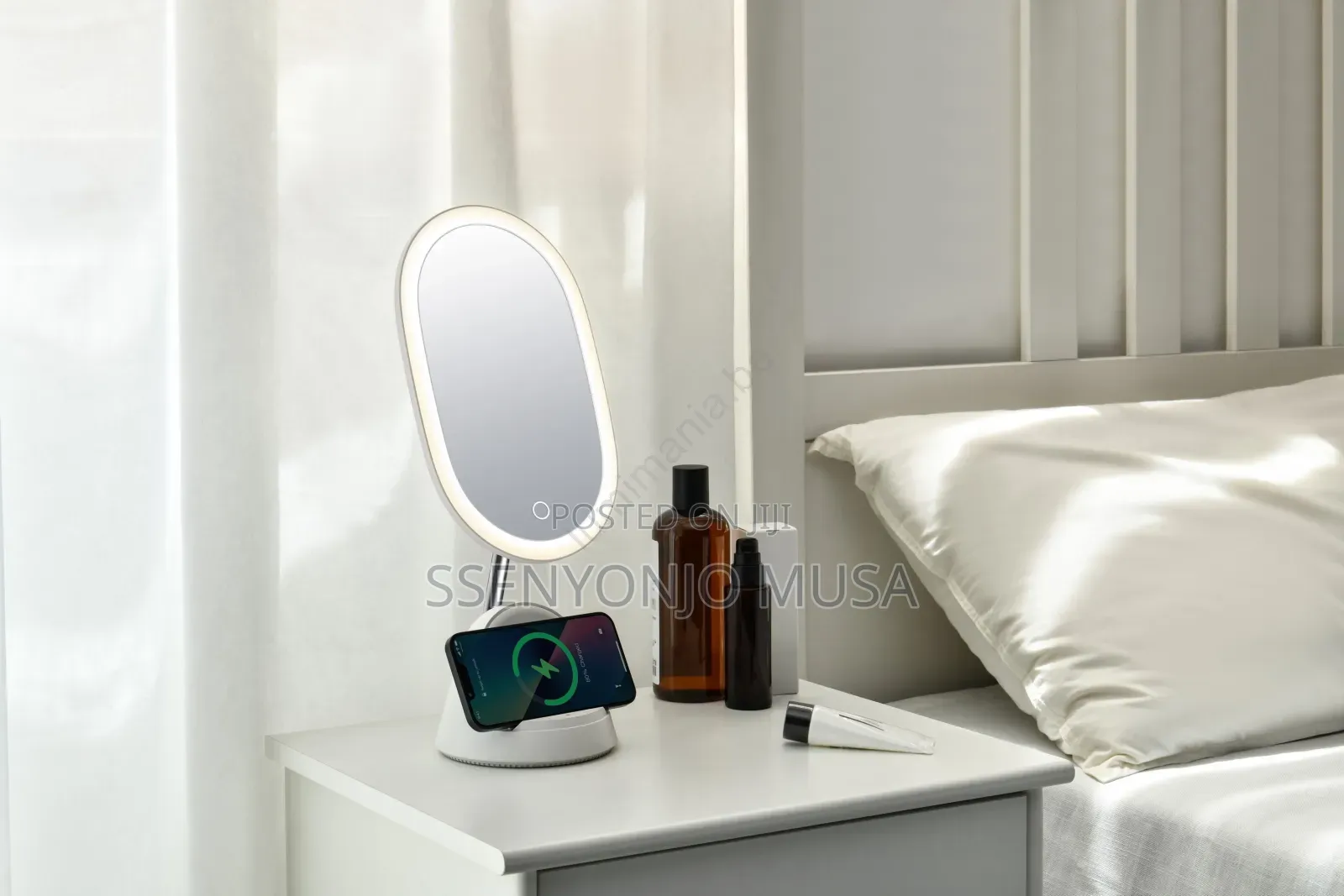 Led Makeup Mirror With Wireless Phone Charging – Dimmable Touch Light