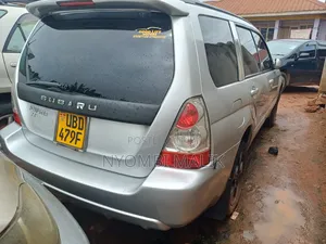 Subaru Forester Automatic 2003 Silver