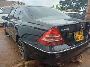 Mercedes-Benz C200 2006 Black