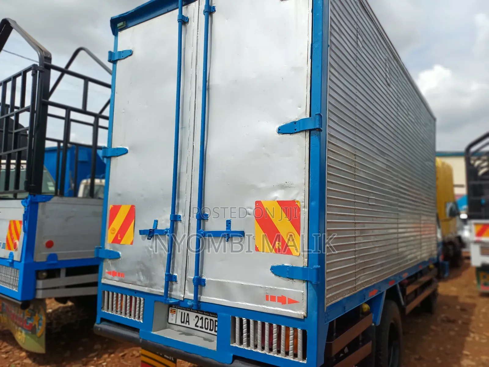 Canter Long Truck