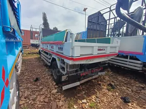 Hino Tipper