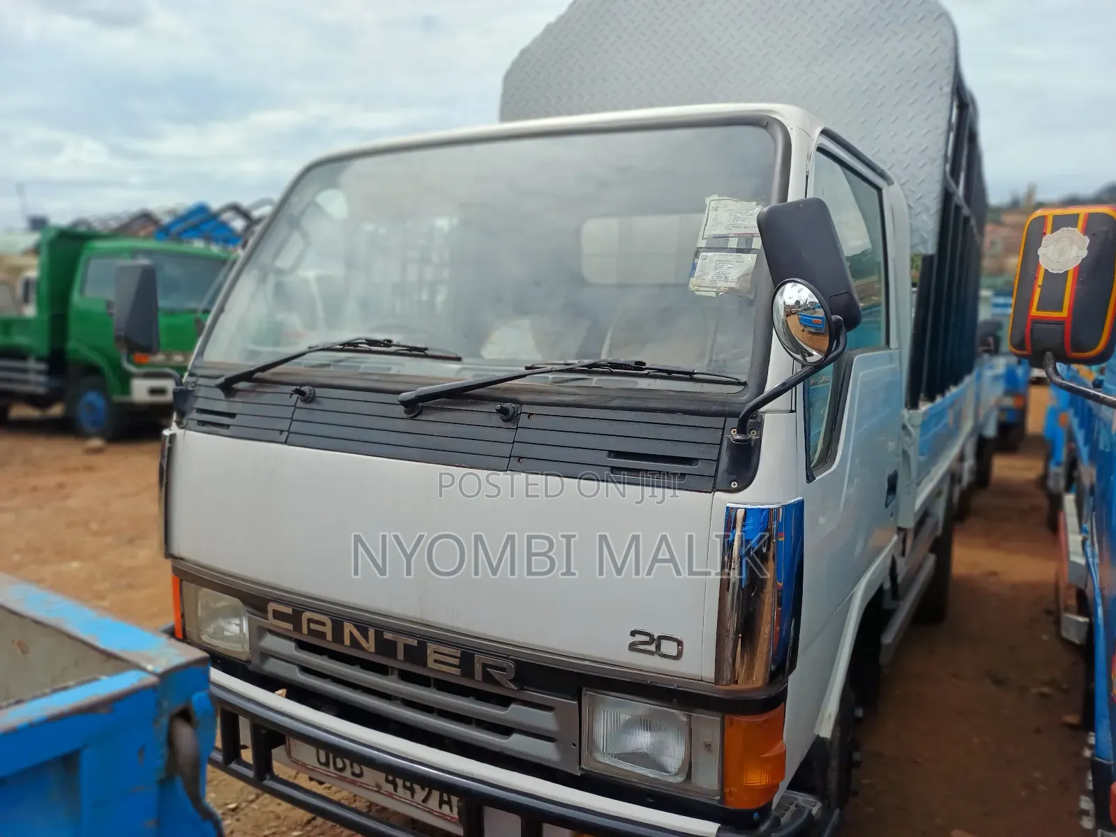 Mitsubish Canter Truck