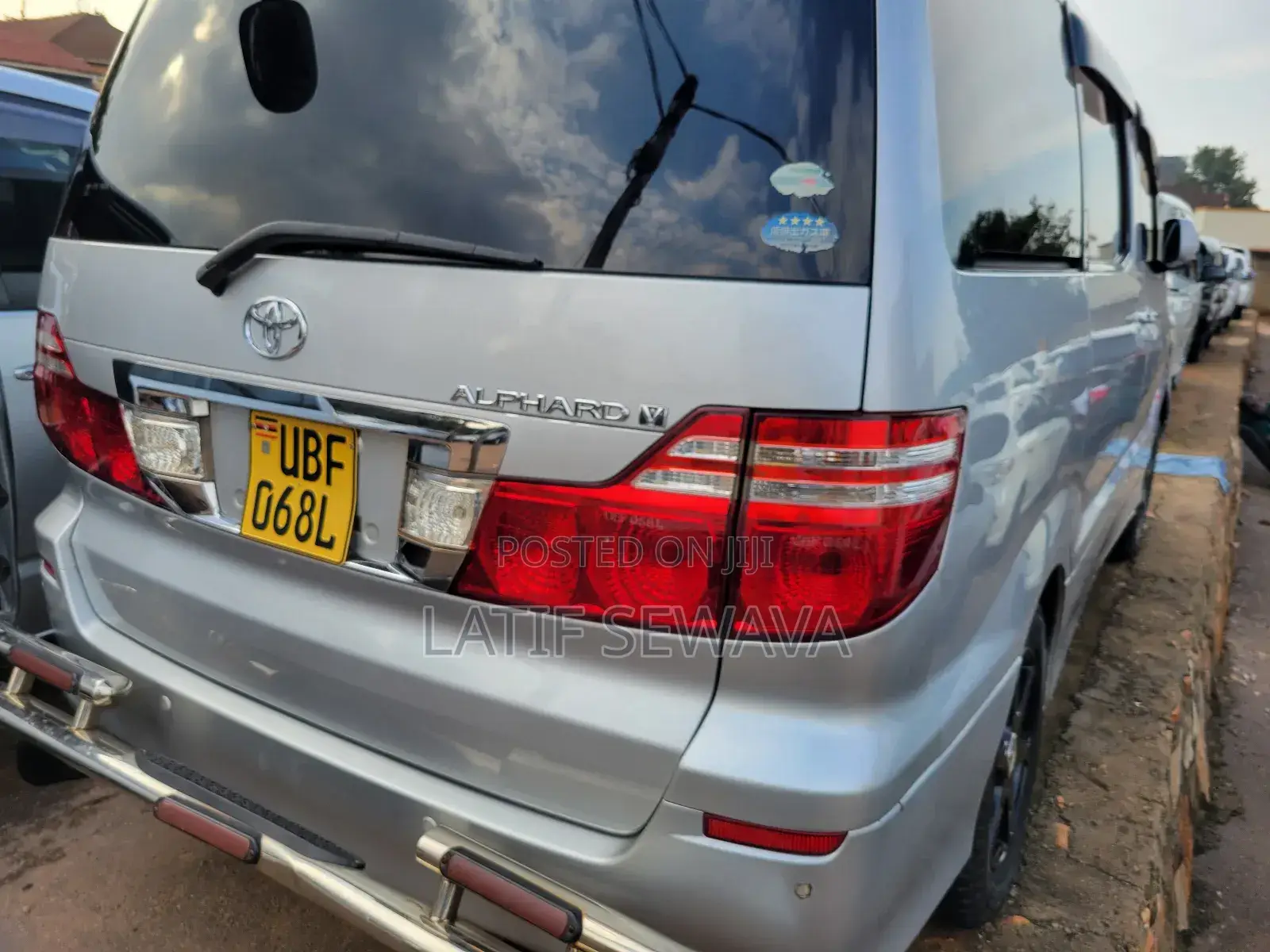 Toyota Alphard 2.4 Petrol AWD 2007 Silver