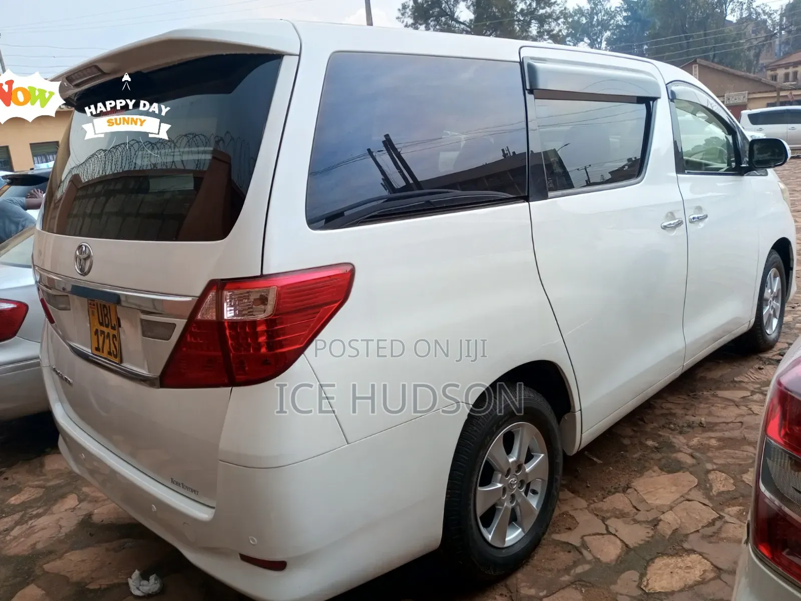 Toyota Alphard 2011 White