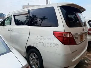 Toyota Alphard 2011 White