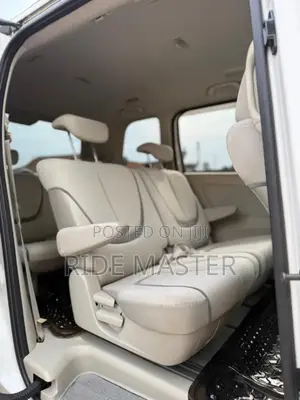 Mazda Biante 2010 White