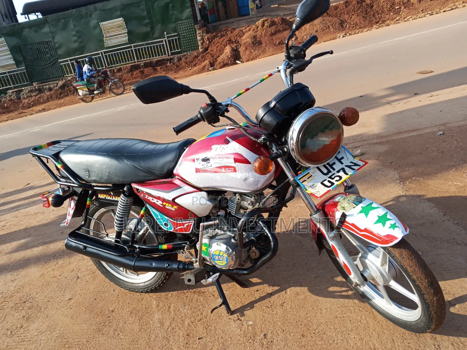 TVS HLX 125 2019 Red