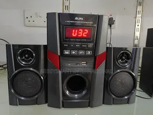 Multimedia Speaker System, Model 8032/Digital Display Woofer