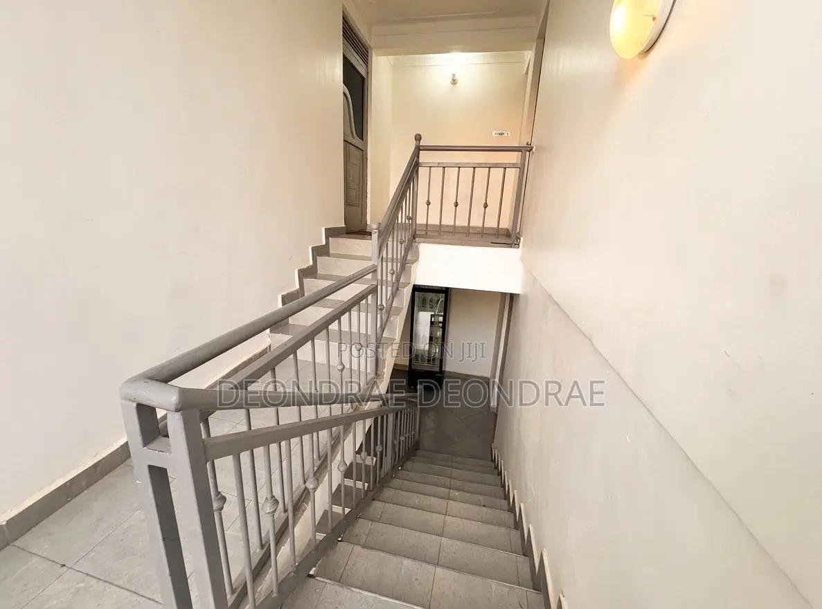 Furnished 20bdrm Block of Flats in Wakiso / Wakiso for sale