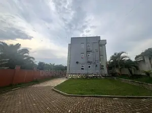 Furnished 20bdrm Block of Flats in Wakiso / Wakiso for sale