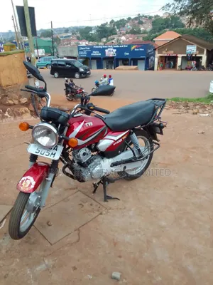 TVS HLX 125 2026 Red