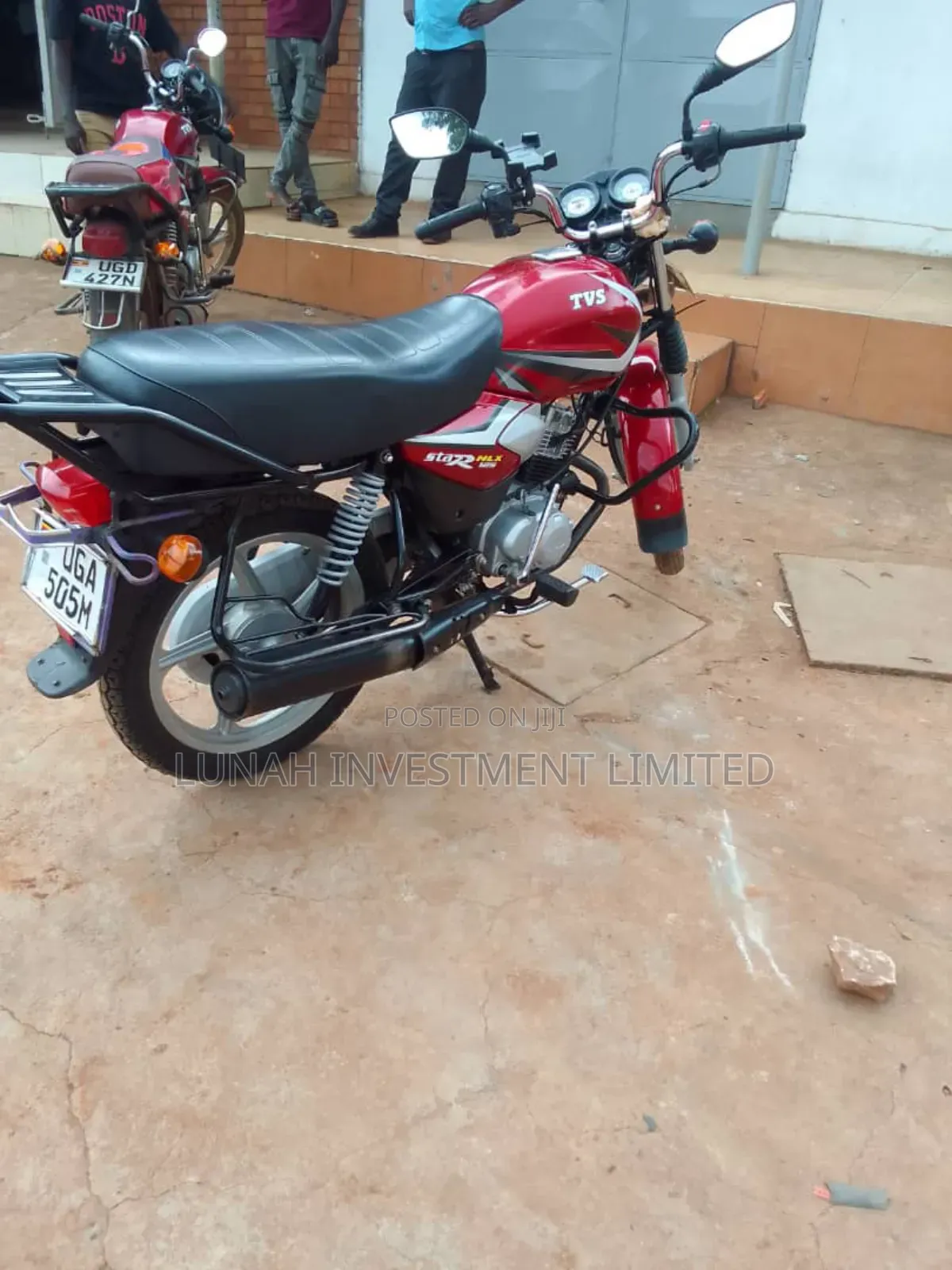 TVS HLX 125 2026 Red