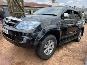 Toyota Fortuner 2008 Black