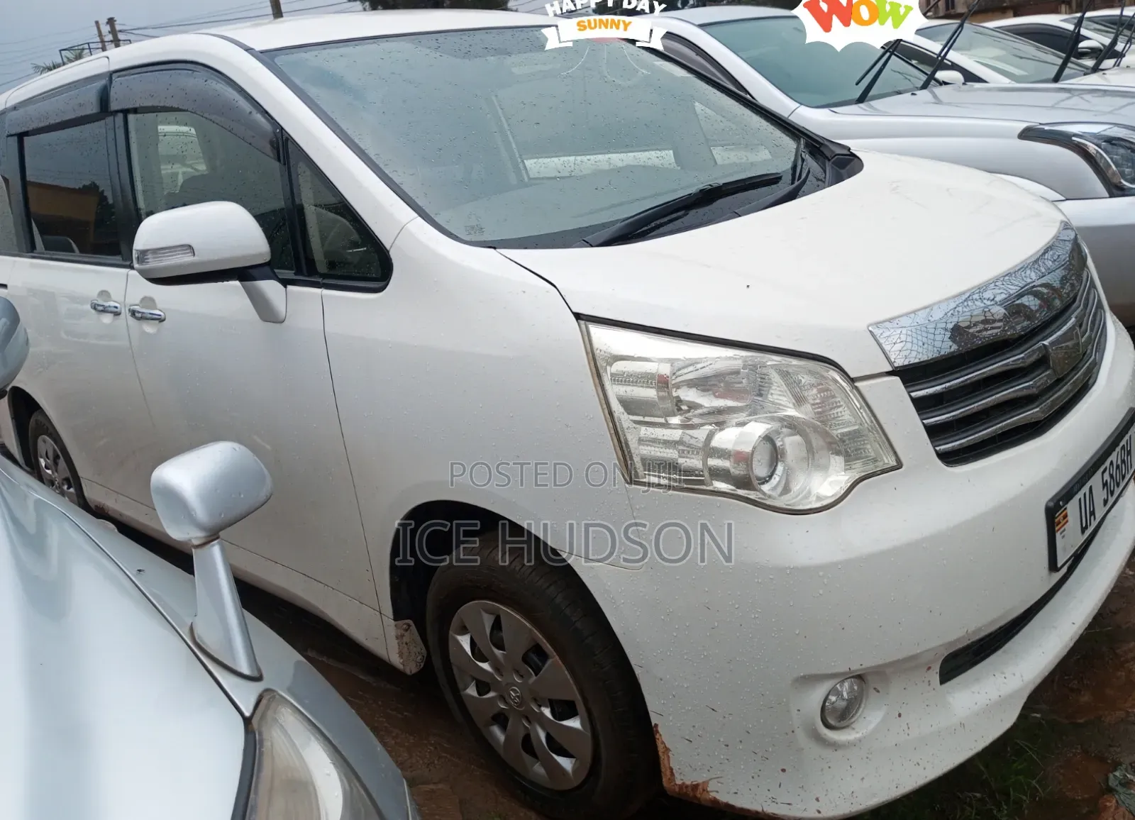 Toyota Noah 2011 White