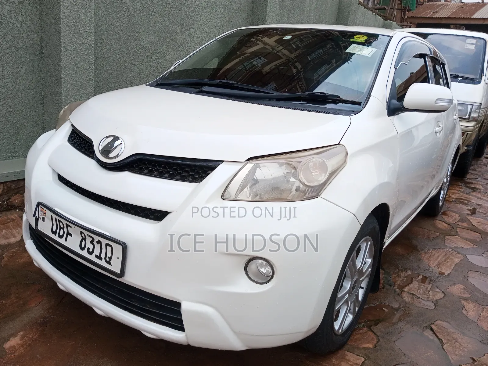 Toyota IST 2008 White