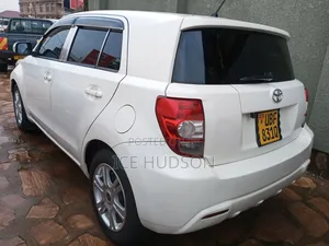 Toyota IST 2008 White
