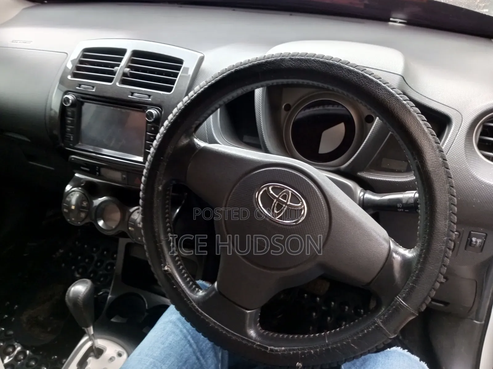 Toyota IST 2008 White