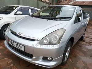 Toyota Wish 2006 Silver