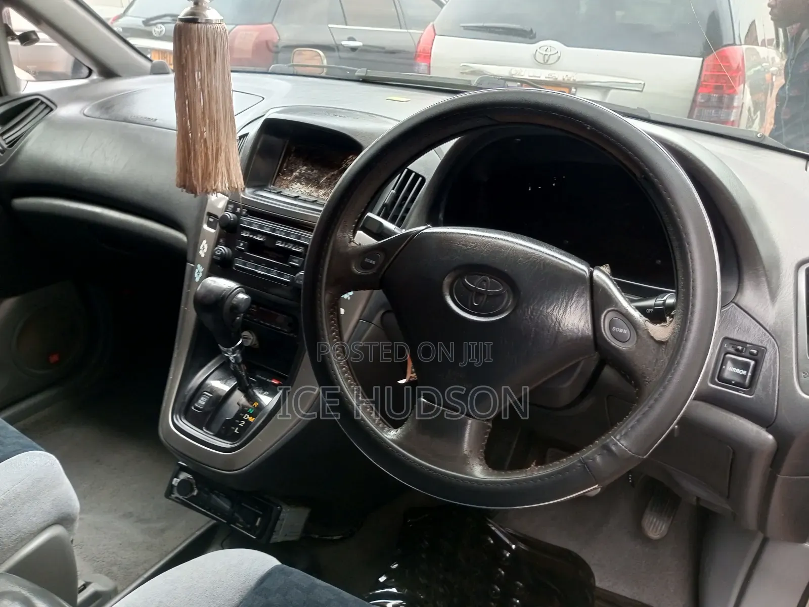 Toyota Harrier 2001 Gold