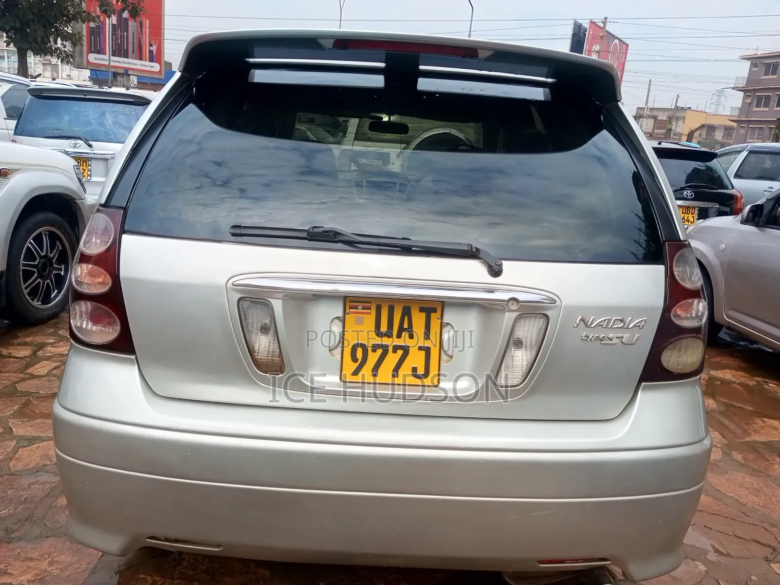 Toyota Nadia 2002 Silver