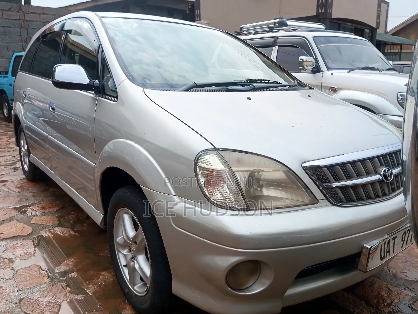 Toyota Nadia 2002 Silver