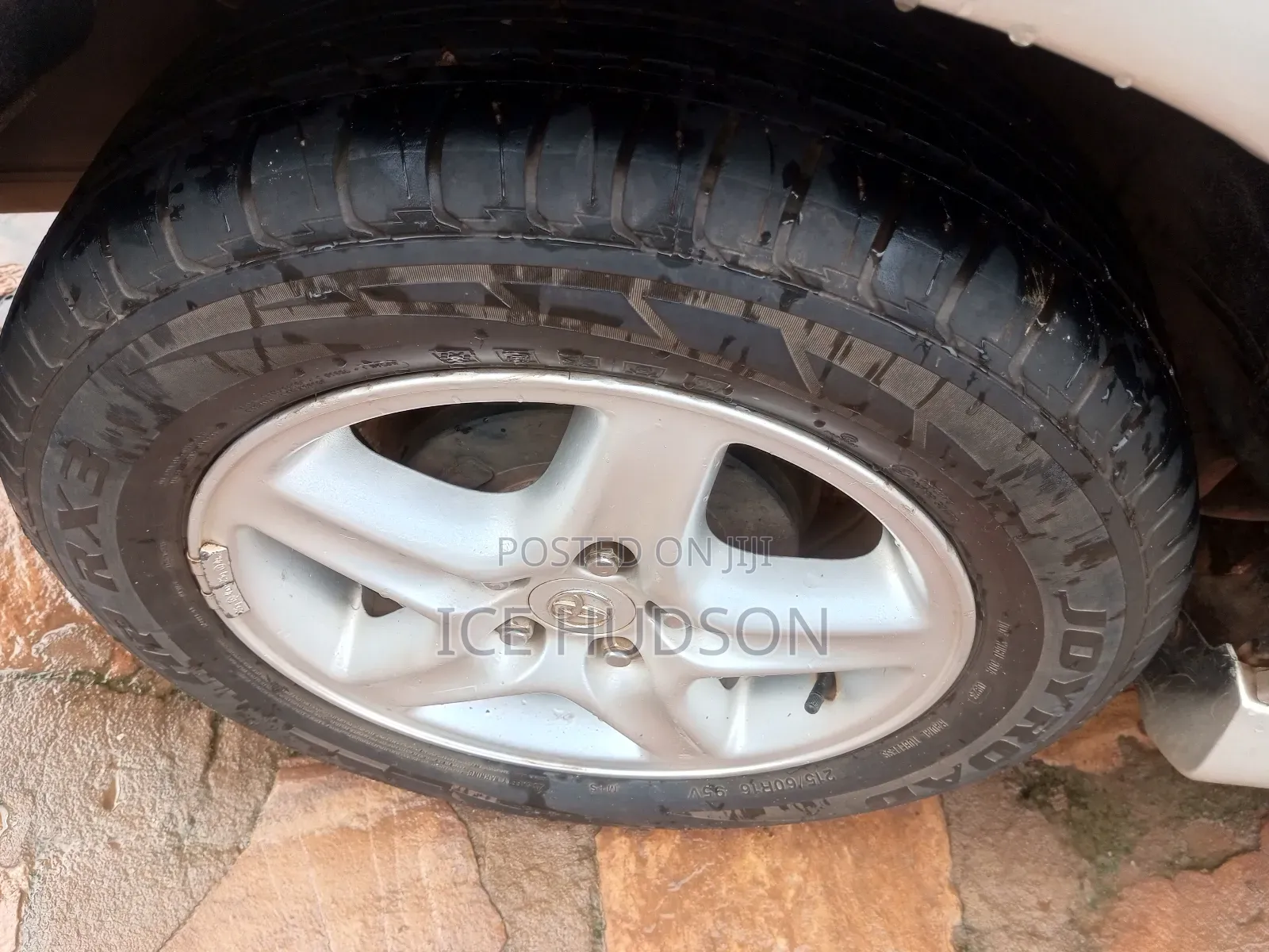 Toyota Nadia 2002 Silver