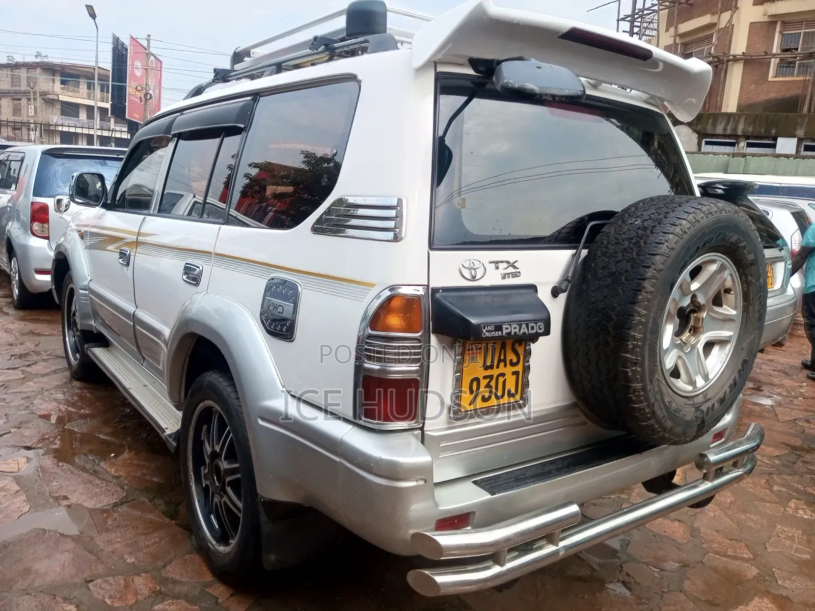Toyota Land Cruiser Prado 2002 White