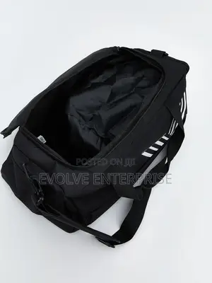 The Men's Duffel, Designed for Life on the Go