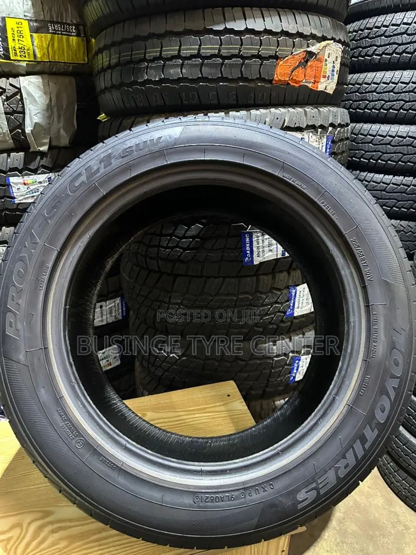 225/55r17 Toyo Japan Foreign Used Tires Good  Condition