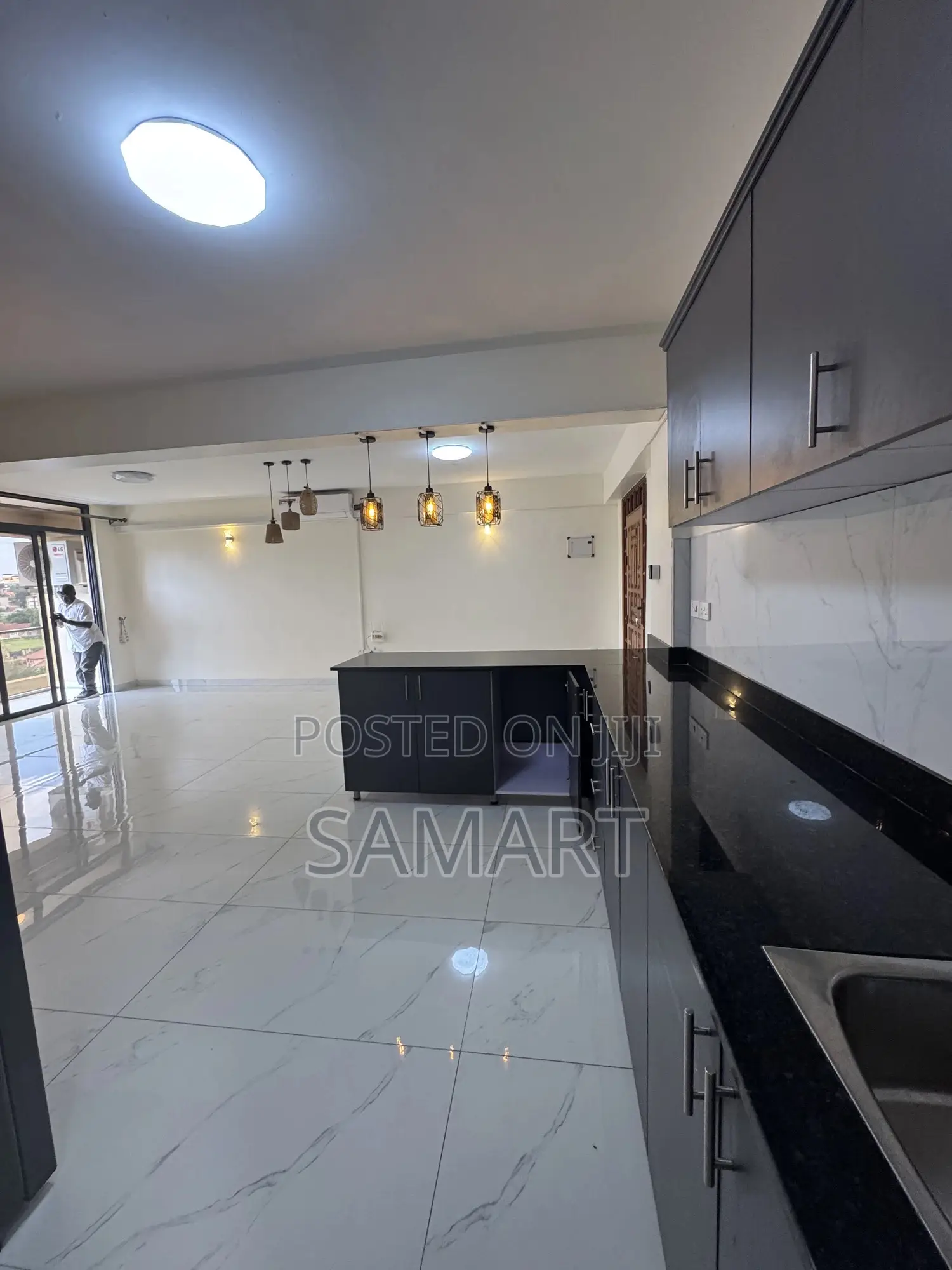 3bdrm Apartment in Krish Apartments, Nakawa for rent