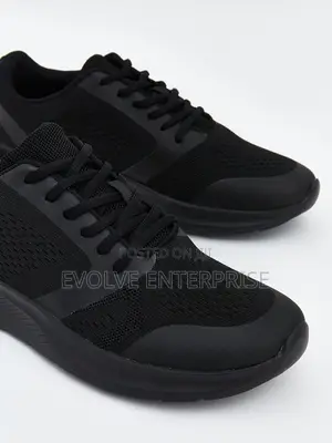 Lace-Up Women's Sneakers With Mesh Detail