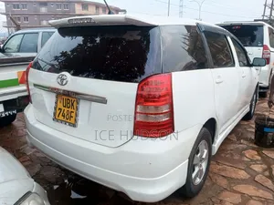Toyota Wish 2007 White