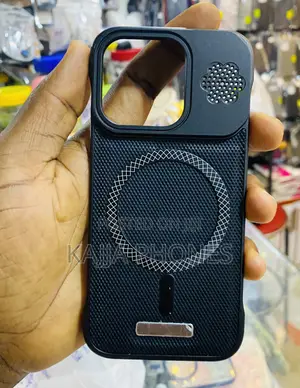 iPhone 16 Pro Cover