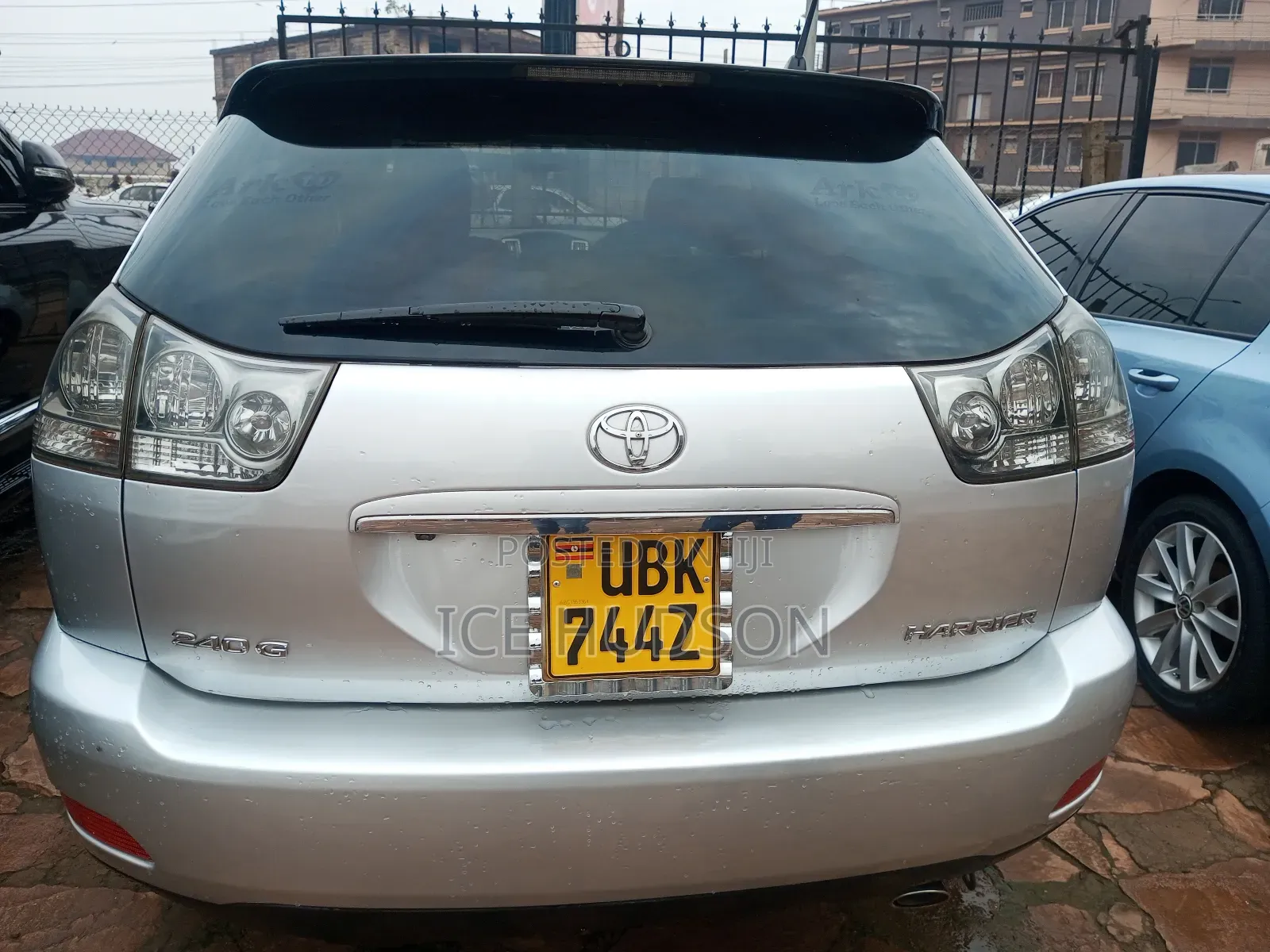 Toyota Harrier 2009 Silver
