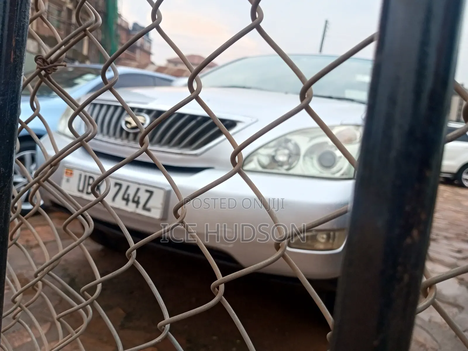 Toyota Harrier 2009 Silver