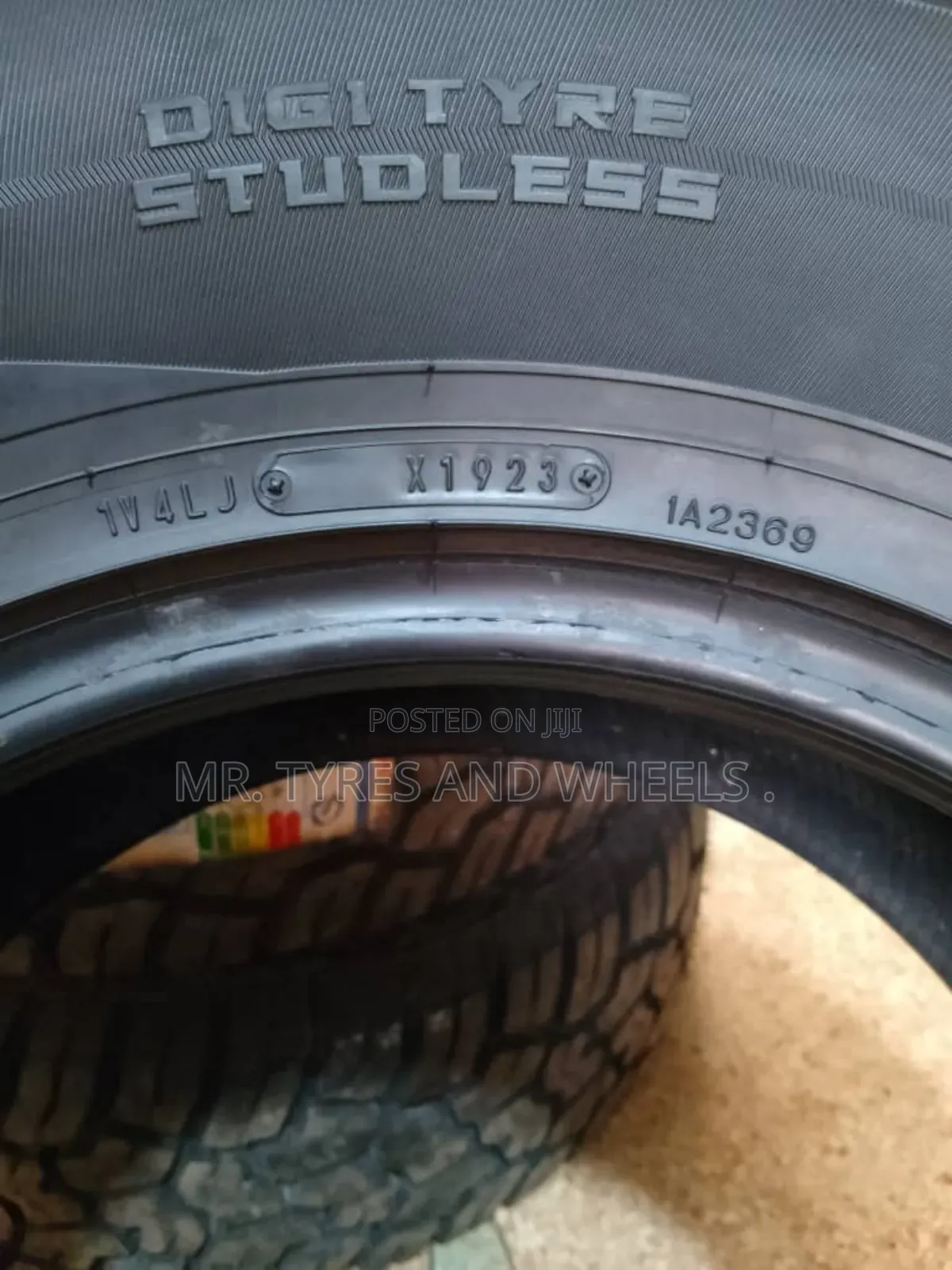 265 70 R16 Dunlop Imported 4rm Japan. Trust Me It Is Gd Than Brand New