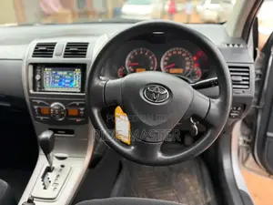 Toyota Corolla Fielder 2012 Silver