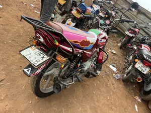 Bajaj CT 125X 2022 Red
