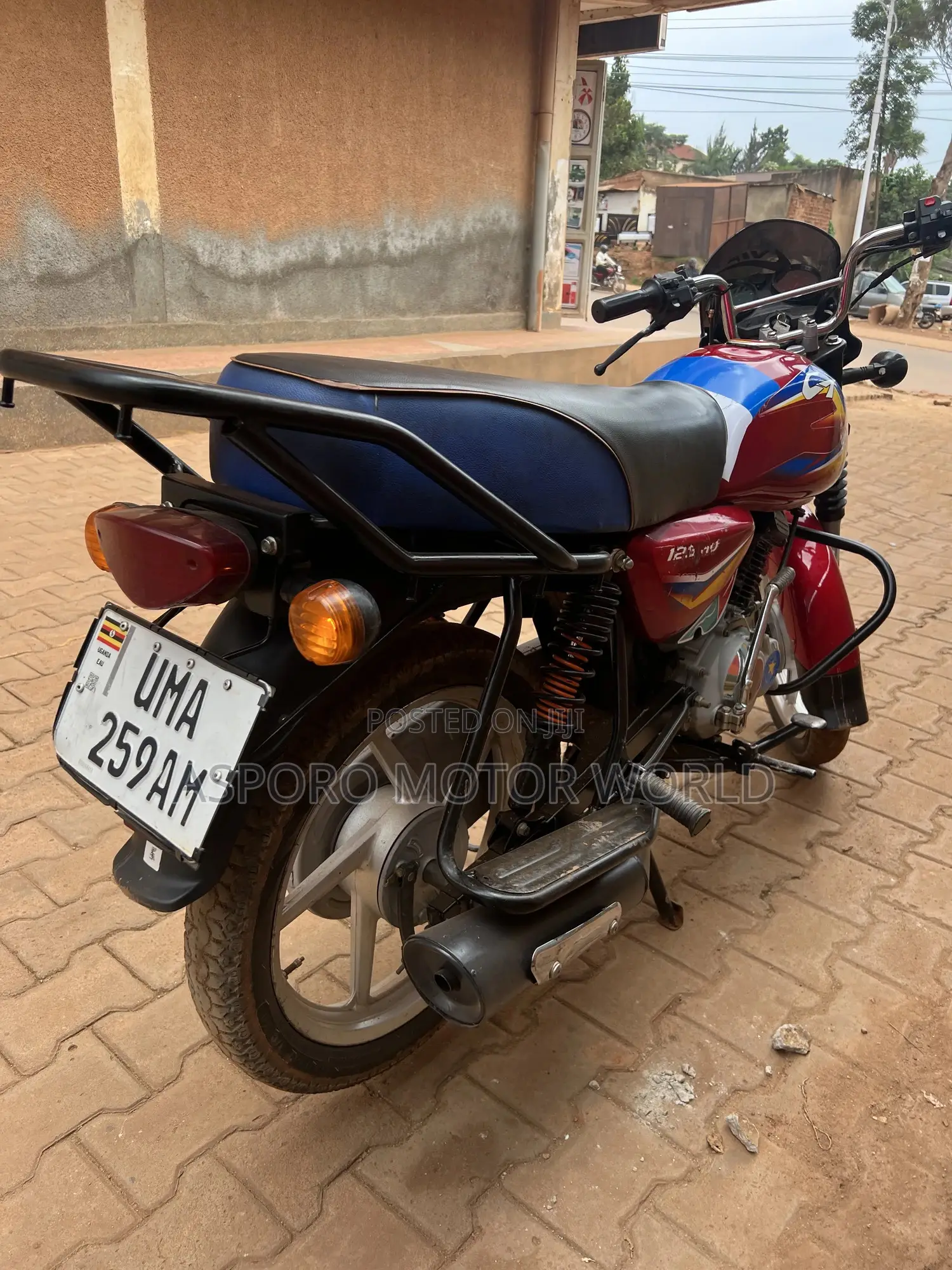Bajaj CT 125X 2025 Red