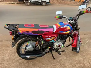 Bajaj CT 125X 2023 Red