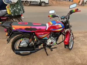 Bajaj CT 125X 2023 Red