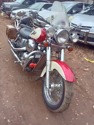 Honda VT 2001 Red