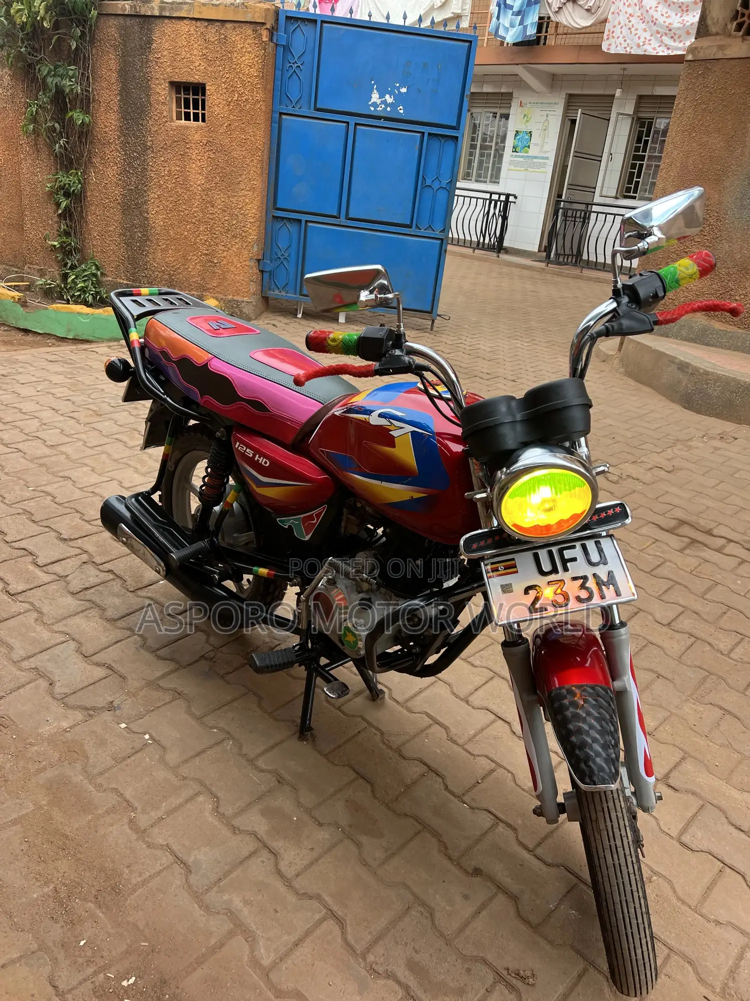 Bajaj CT 125X 2023 Red