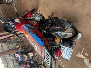 Bajaj CT 125X 2024 Red
