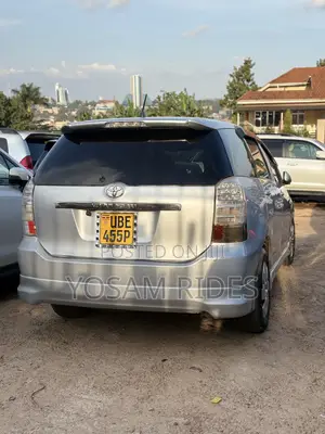 Toyota Wish 2006 Silver