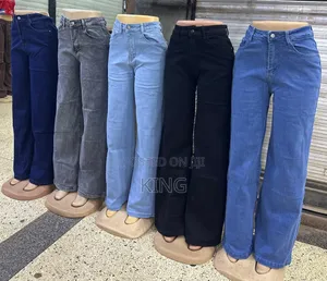 Women's Straight-Leg Jeans