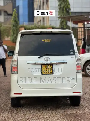 Toyota Noah 2011 White