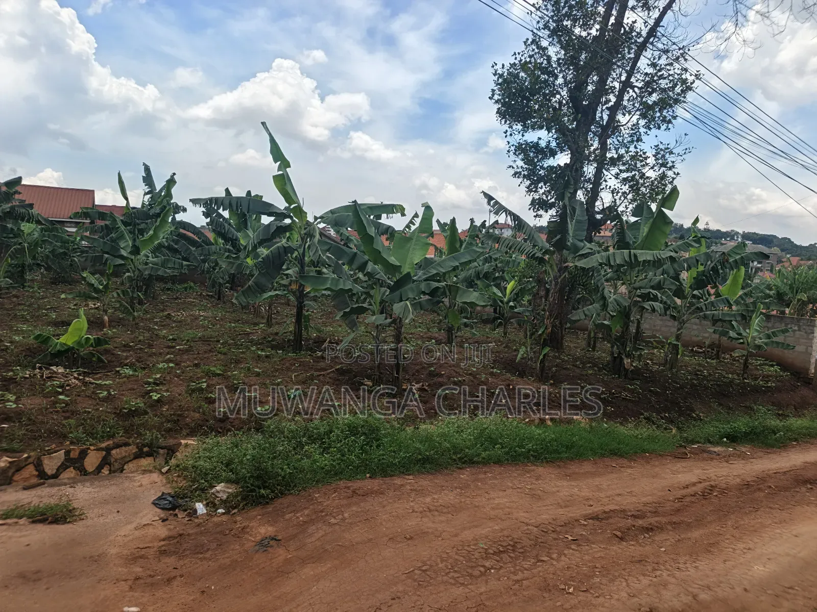 45dcimals Onon Sale in Kisaasi