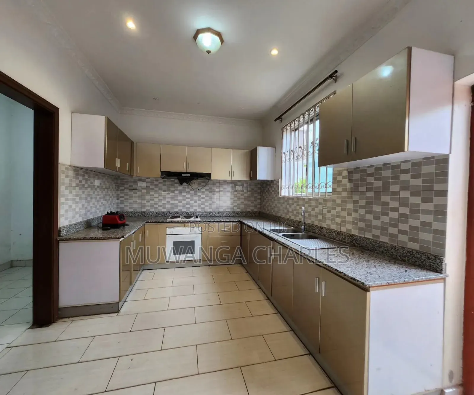 5bdrm Duplex in Fs Properties Ltd, Nakawa for rent